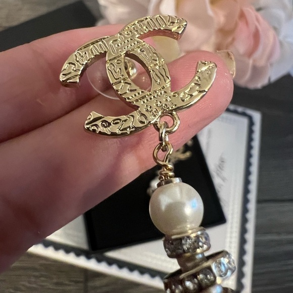 CHANEL Egypt Hieroglyphic CC Drop Earrings - Picture 2 of 8